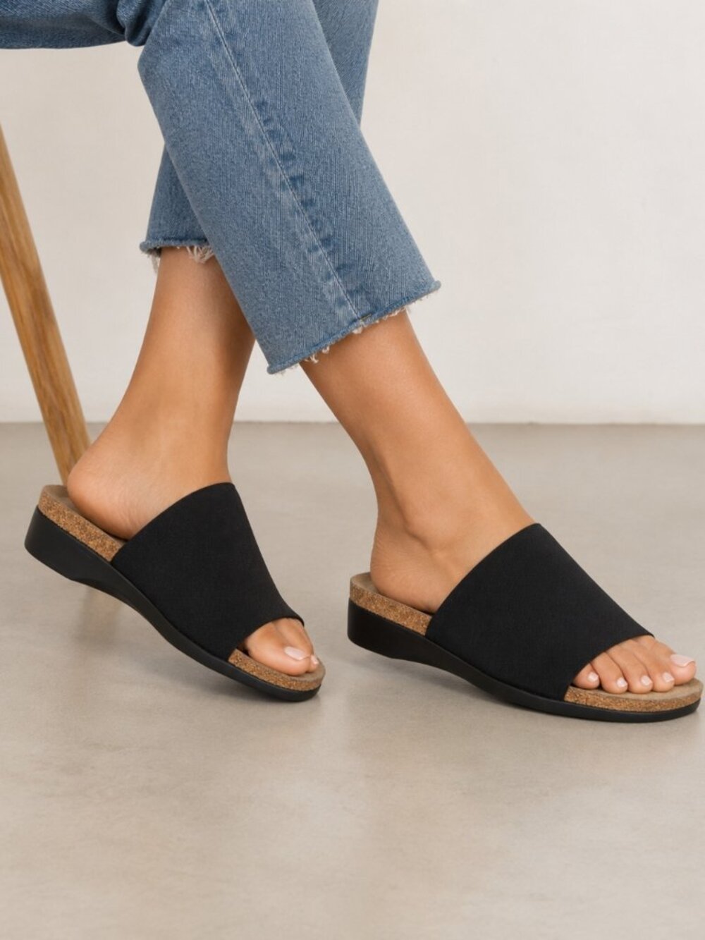 Munro Casita Neoprene Cork Slide Sandals Size 9 NWT